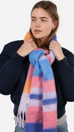 Eluzabeth Scarf