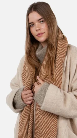 Josephyne Scarf