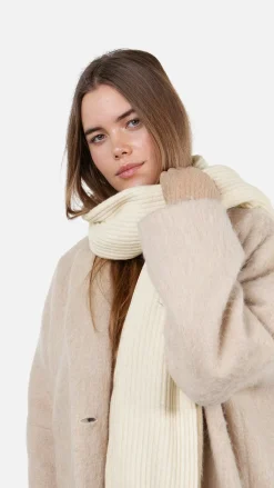 Kirinda Scarf