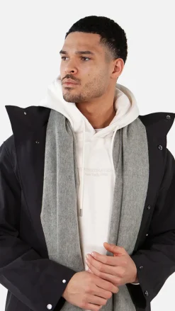 Kristjen Scarf