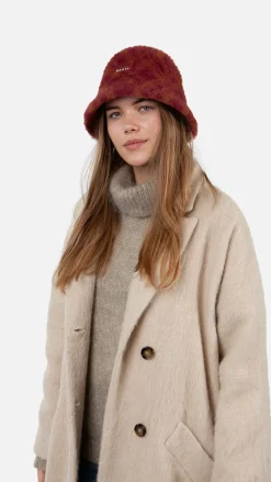 Lylja Hat