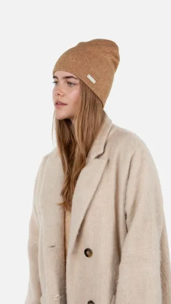 Snowfinch Beanie