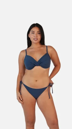Solid Tanga
