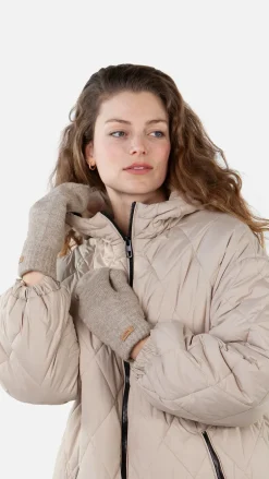 Witzia Mitts
