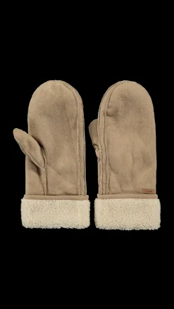 Yokam Mitts