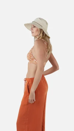Zaron Hat